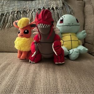 Lot of 3 stuffed Pokémon